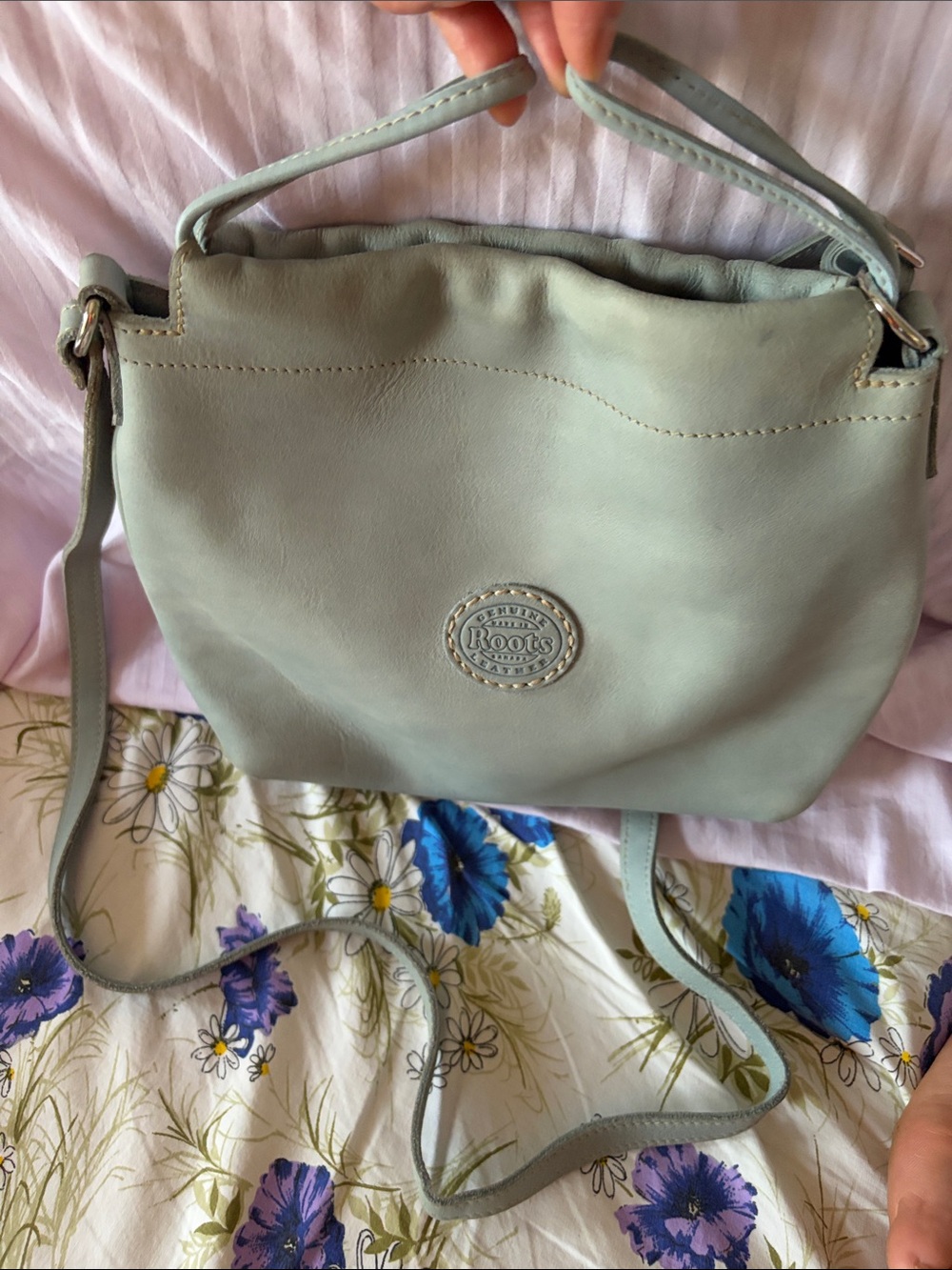 Roots Mint Green Leather Crossbody Bag - Picture 13 of 14